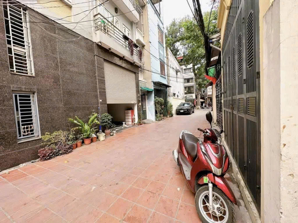 z6076586368082_634d5f9d6182fb9f189282671befb32c